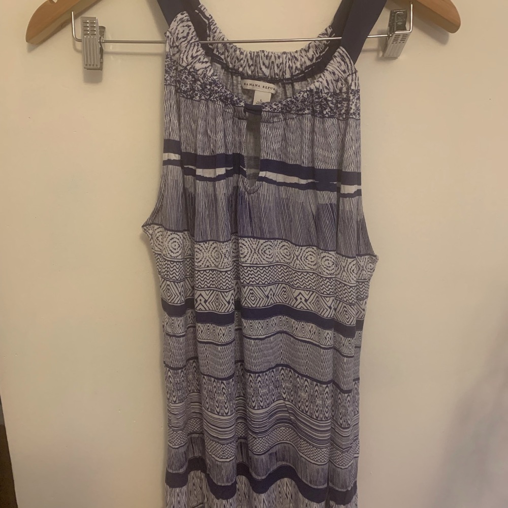 Peep tank top never been worn